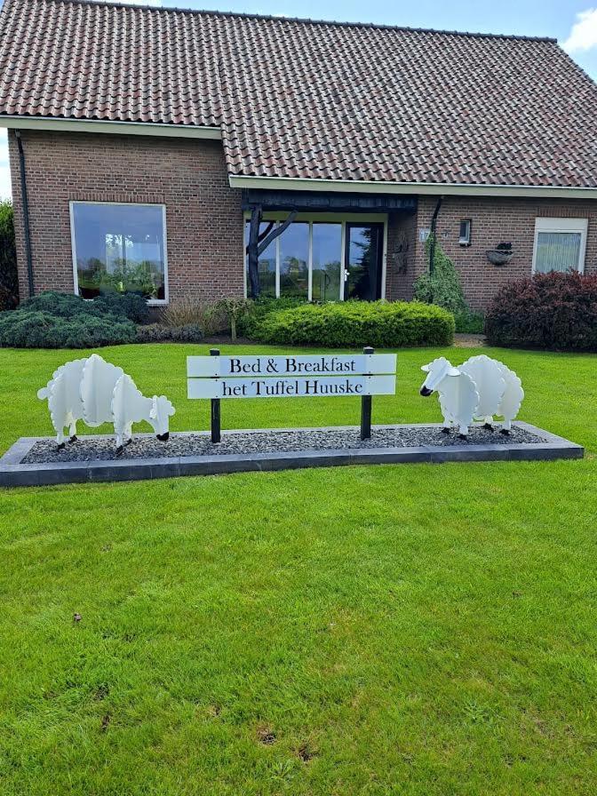 학스버겐 Het Tuffel Huuske B&B 외부 사진
